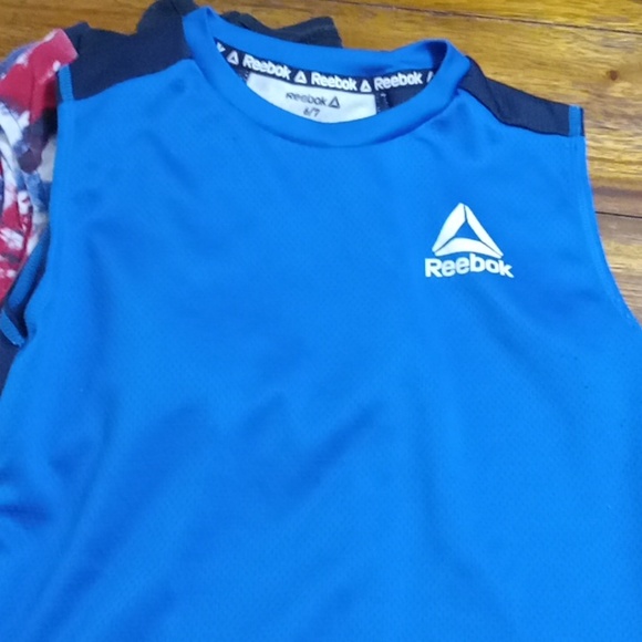 Bundle boys tank tops - Picture 3 of 5